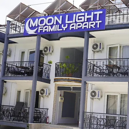 Aparthotel Moon Light Family Apart *